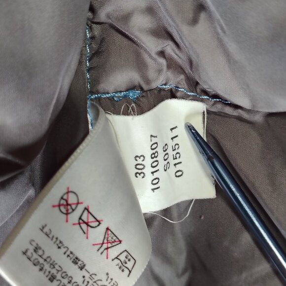 VINTAGE The North Face Girls Down Vest Size Medium Blue 600 Goose Nuptse - Picture 10 of 14